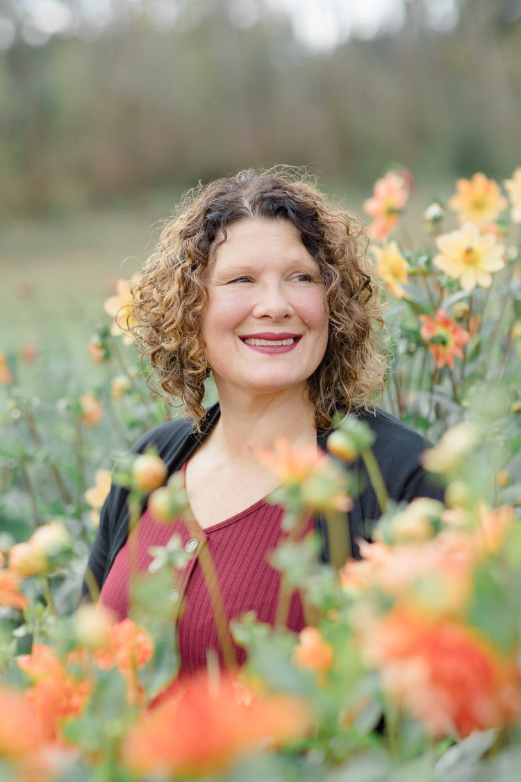 Dahlias l Spreading Flower Joy